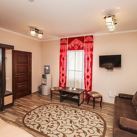 Slavyanskaya Hata Hotel 巴拉诺维奇 外观 照片