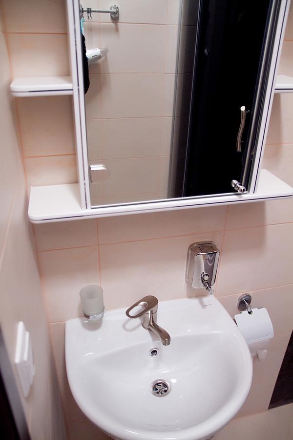 Slavyanskaya Hata Hotel 巴拉诺维奇 外观 照片