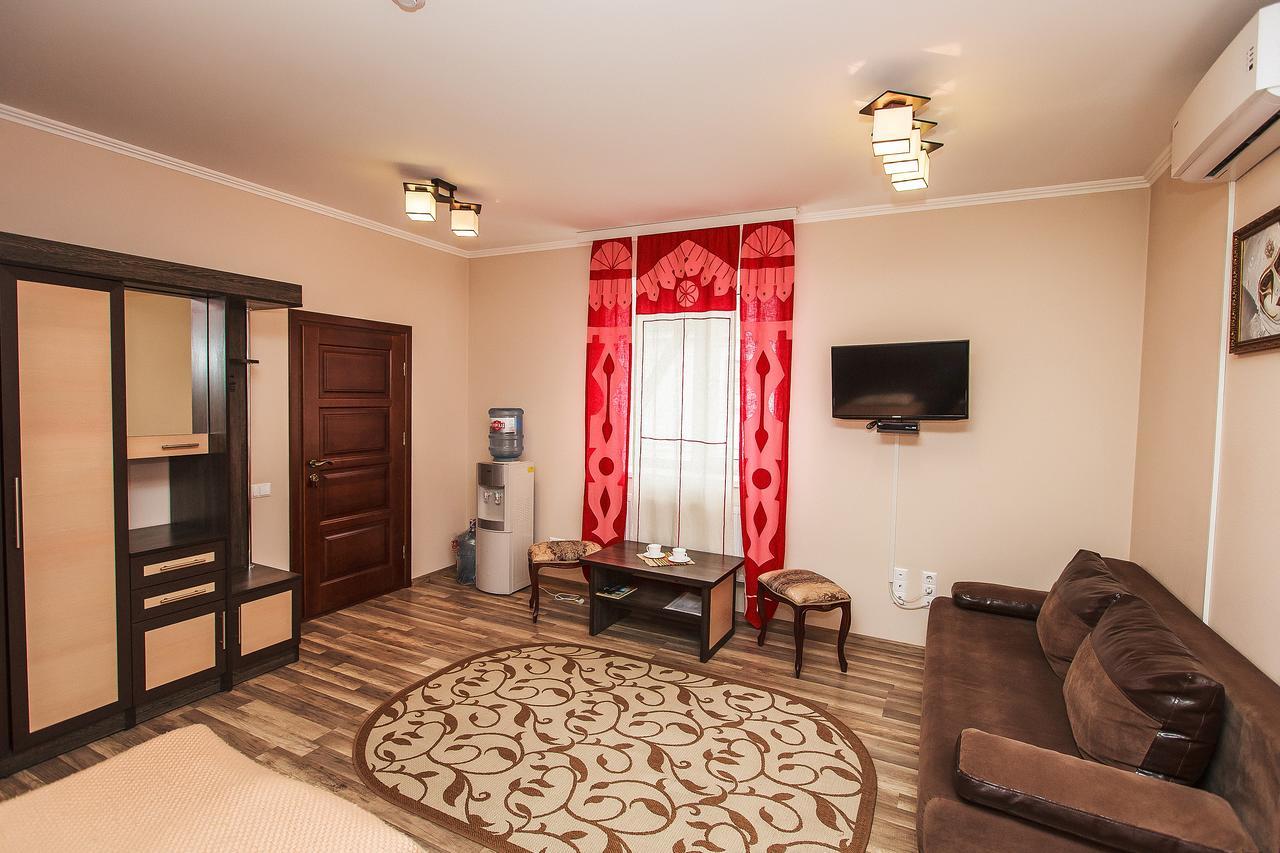 Slavyanskaya Hata Hotel 巴拉诺维奇 外观 照片