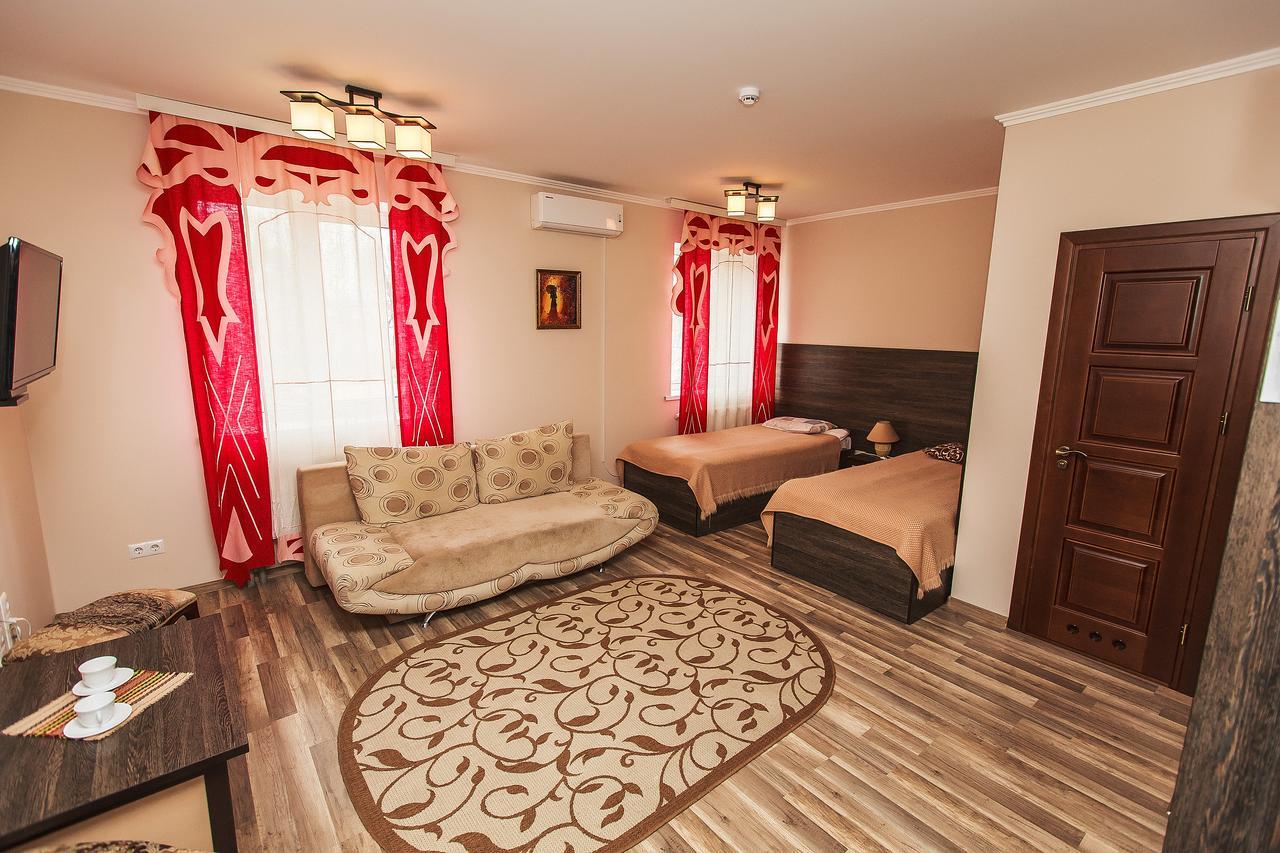 Slavyanskaya Hata Hotel 巴拉诺维奇 外观 照片