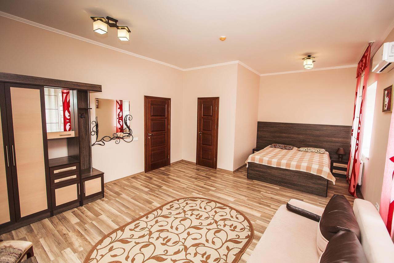Slavyanskaya Hata Hotel 巴拉诺维奇 外观 照片